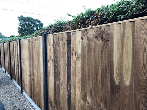 FRAMED CLOSEBOARD PANELS
