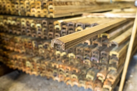 Rebated Capping Green